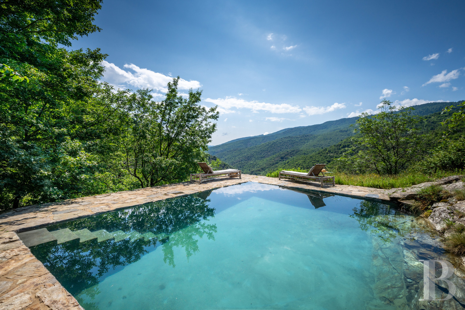 A 13th-century château stands on guard over the Cévennes hills in the southernmost point of the Lozère department, on the border with the Gard department - photo  n°35