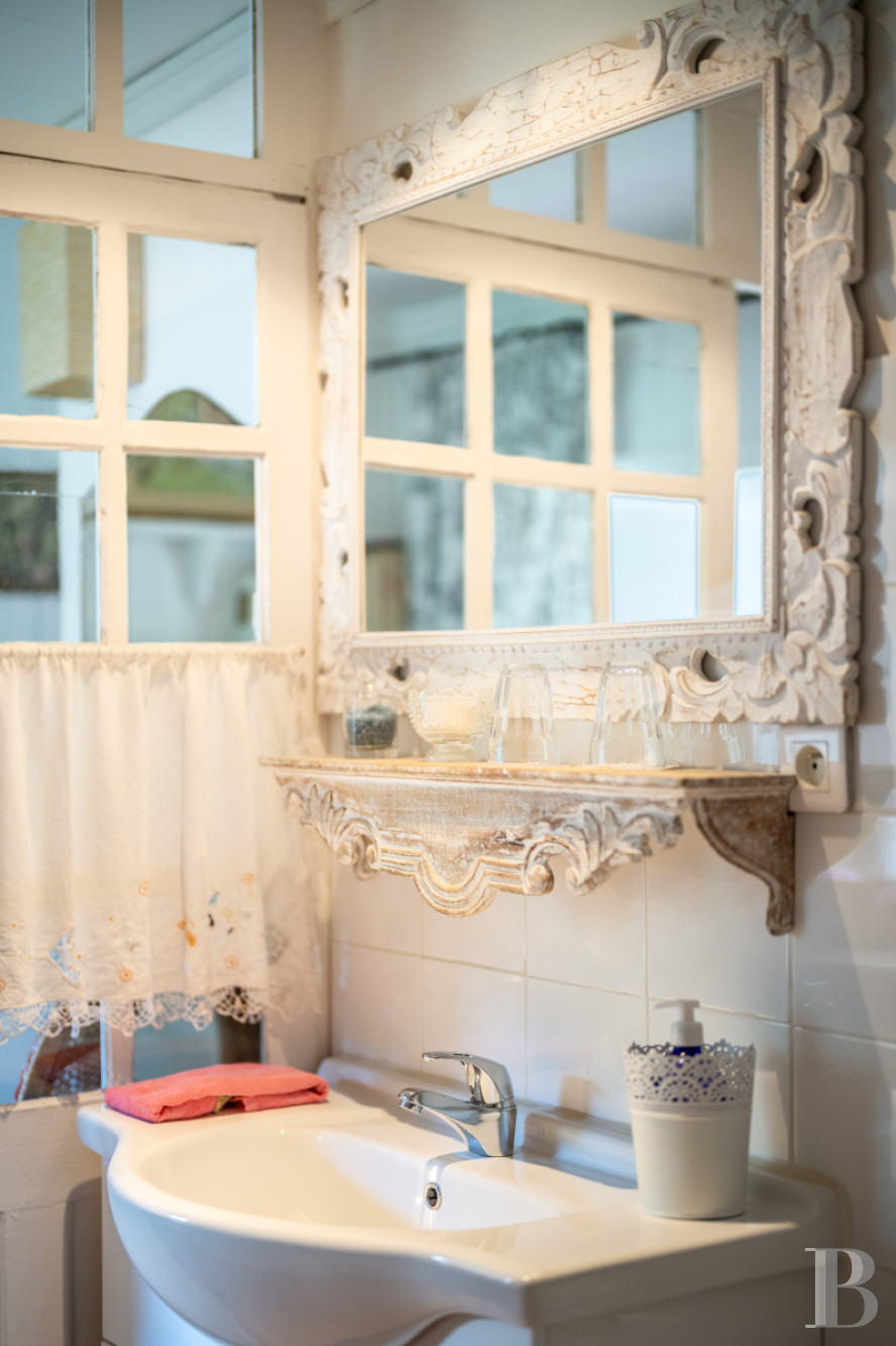 A 13th-century château stands on guard over the Cévennes hills in the southernmost point of the Lozère department, on the border with the Gard department - photo  n°25