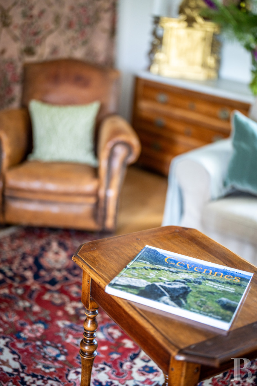 A 13th-century château stands on guard over the Cévennes hills in the southernmost point of the Lozère department, on the border with the Gard department - photo  n°17