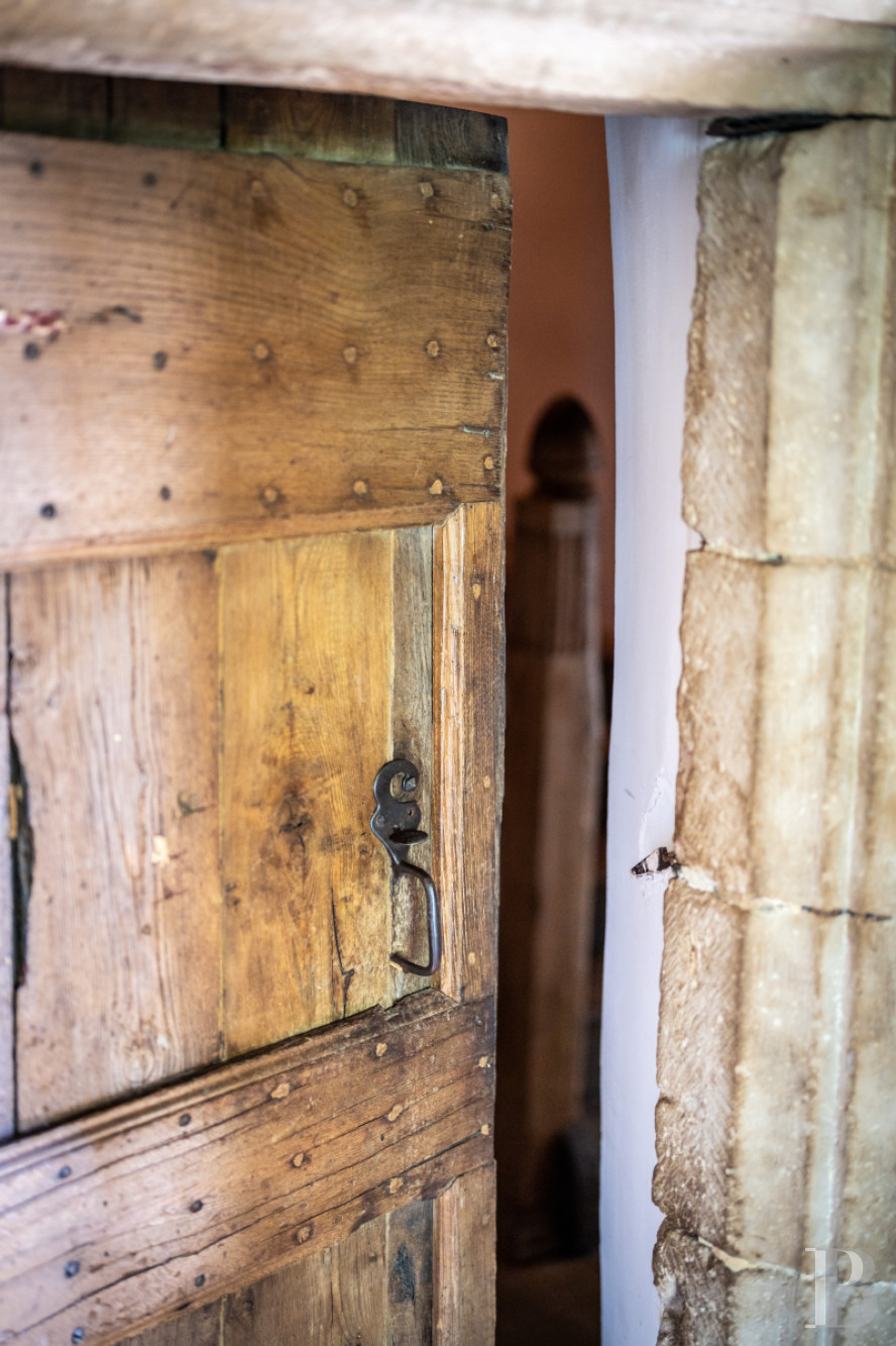 A 13th-century château stands on guard over the Cévennes hills in the southernmost point of the Lozère department, on the border with the Gard department - photo  n°33