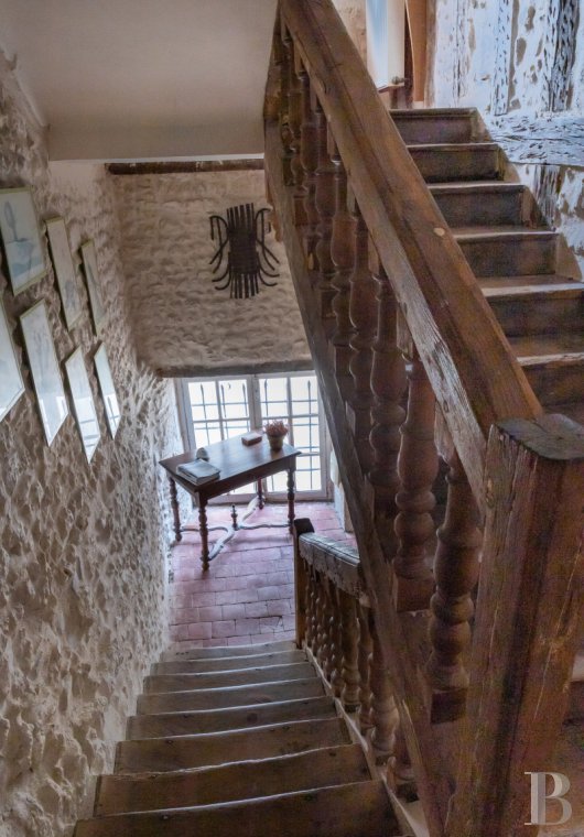 character properties France center val de loire   - 7