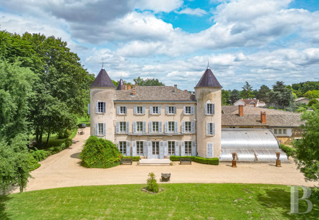 chateaux for sale France rhones alps   - 1