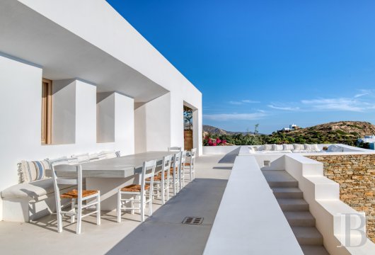 A group of houses between sky and sea on Ios in the Cyclades - photo  n°15
