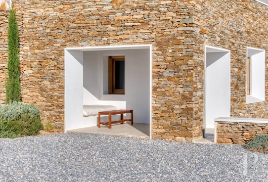A group of houses between sky and sea on Ios in the Cyclades - photo  n°38