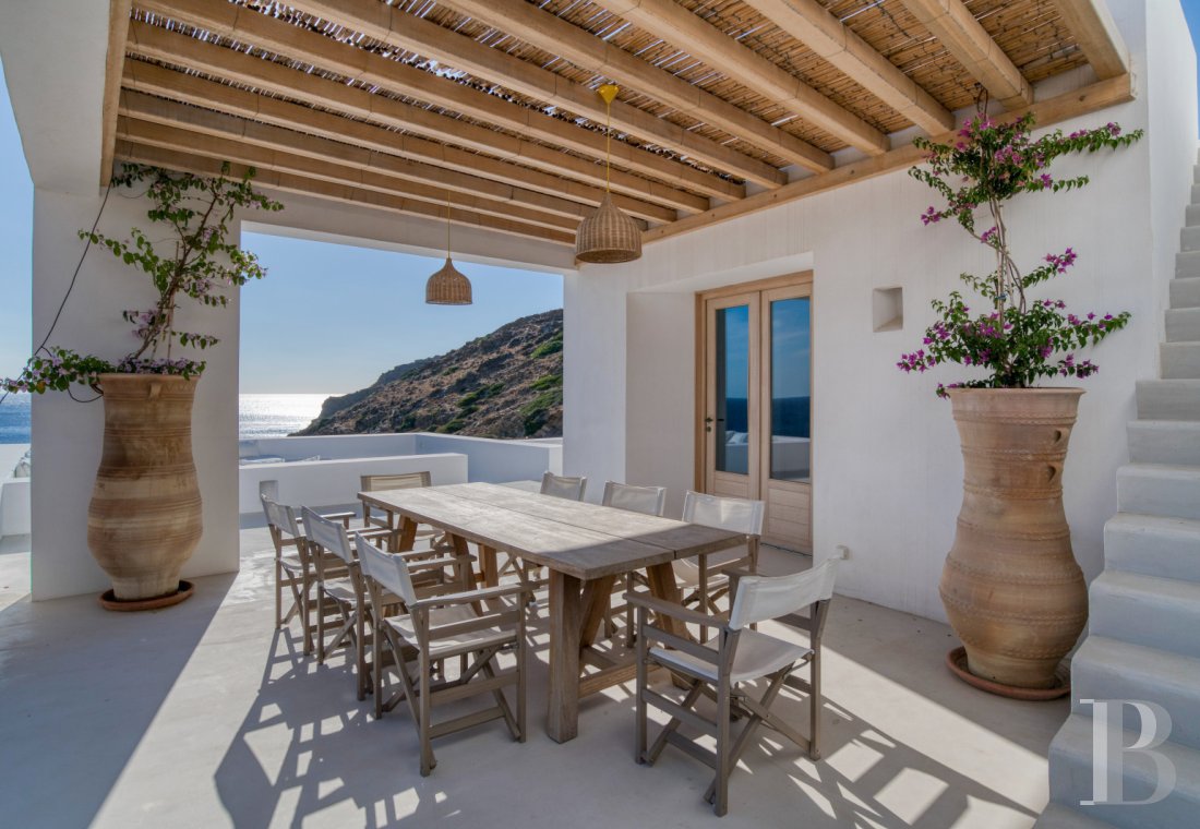 A group of houses between sky and sea on Ios in the Cyclades - photo  n°6