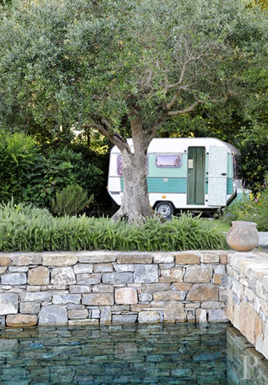 En Toscane, au nord de Pise, une villa contemporaine non loin de la mer - photo  n°4