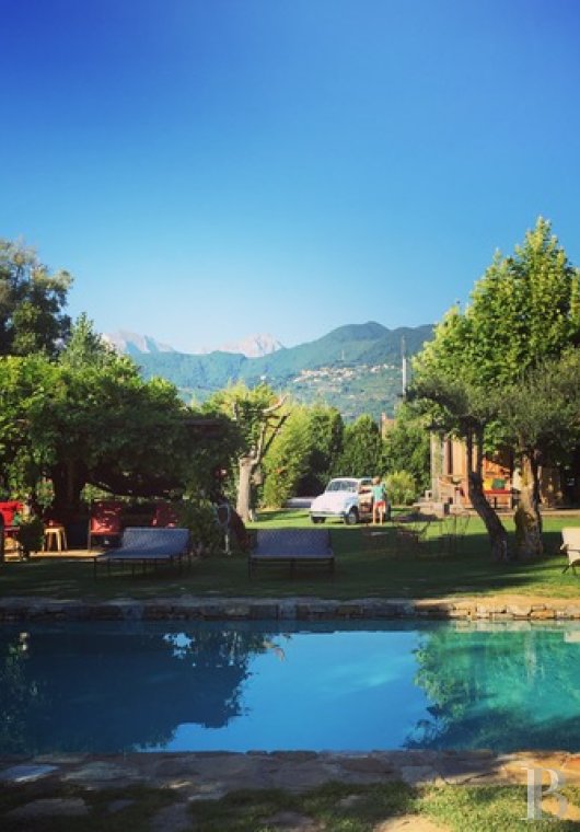 En Toscane, au nord de Pise, une villa contemporaine non loin de la mer - photo  n°31