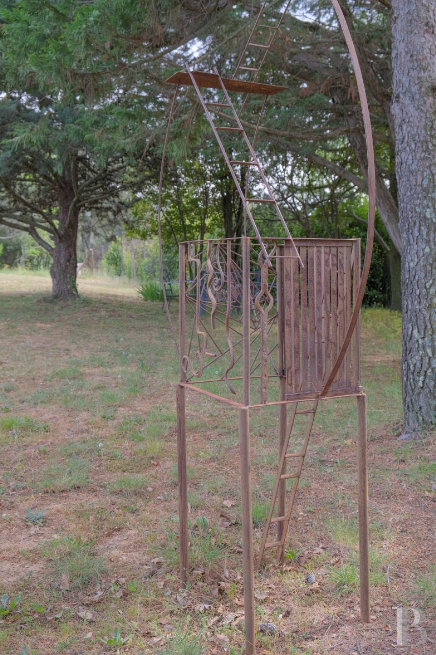 A time-stakingly renovated medieval fortress in the Gard, between Bagnols-sur-Cèze and Pont-Saint-Esprit - photo  n°24