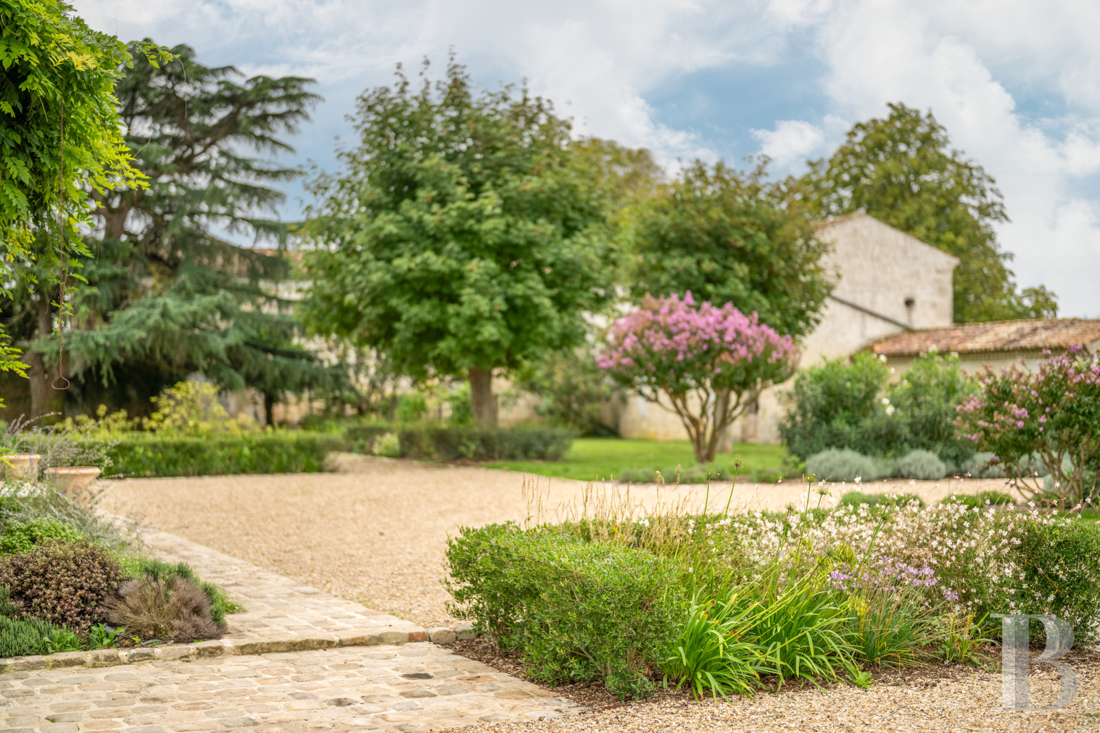 A former vineyard converted into a family home in Charente-Maritime, between Saintes and Royan - photo  n°37