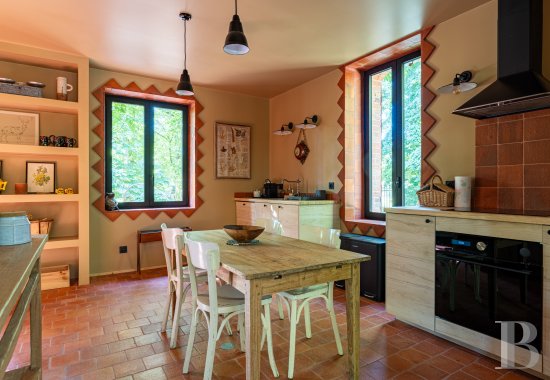 En Sologne, un manoir du 19e siècle et ses dépendances au milieu d’un vaste domaine - photo  n°34
