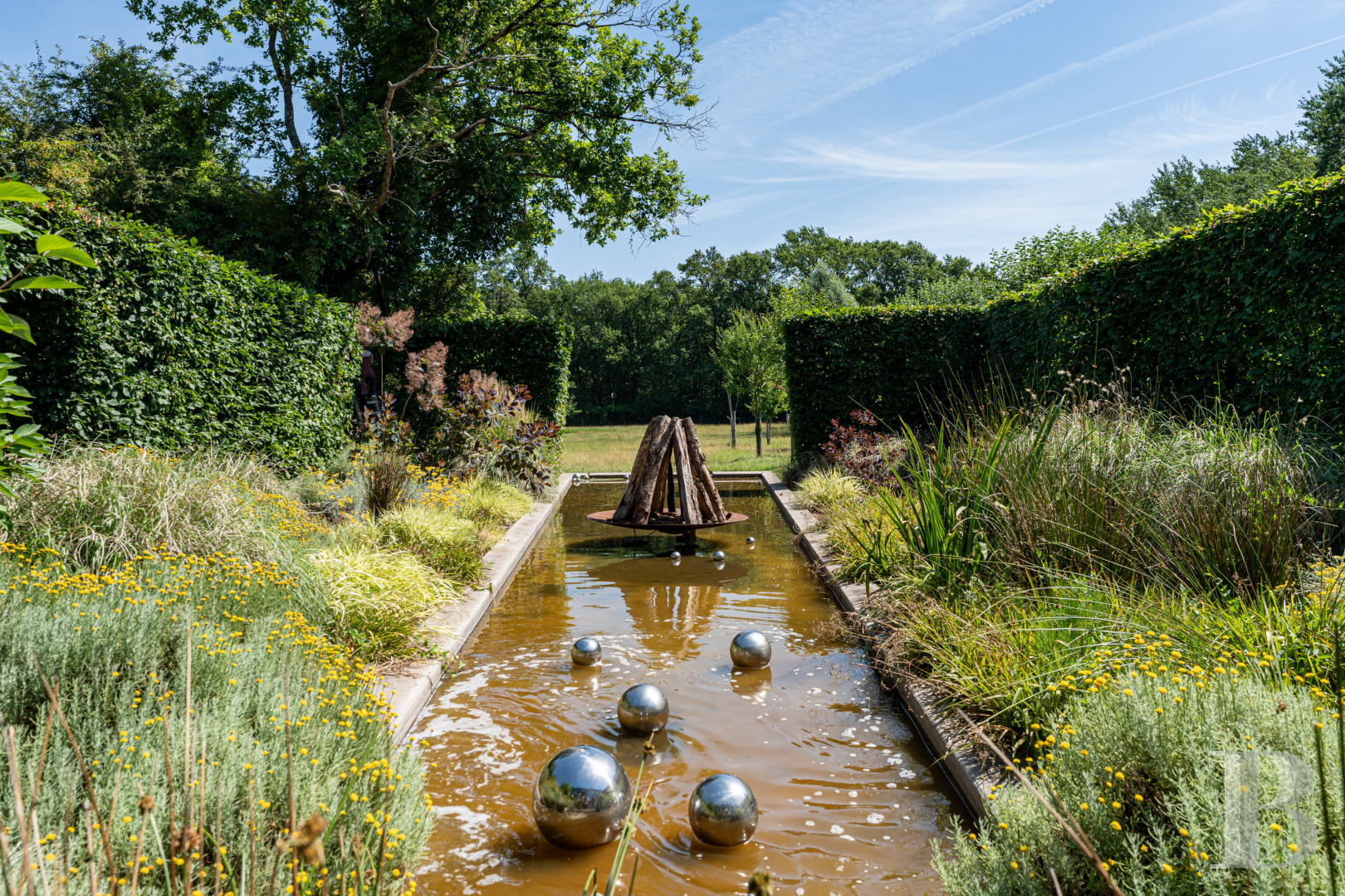 En Sologne, un manoir du 19e siècle et ses dépendances au milieu d’un vaste domaine - photo  n°8