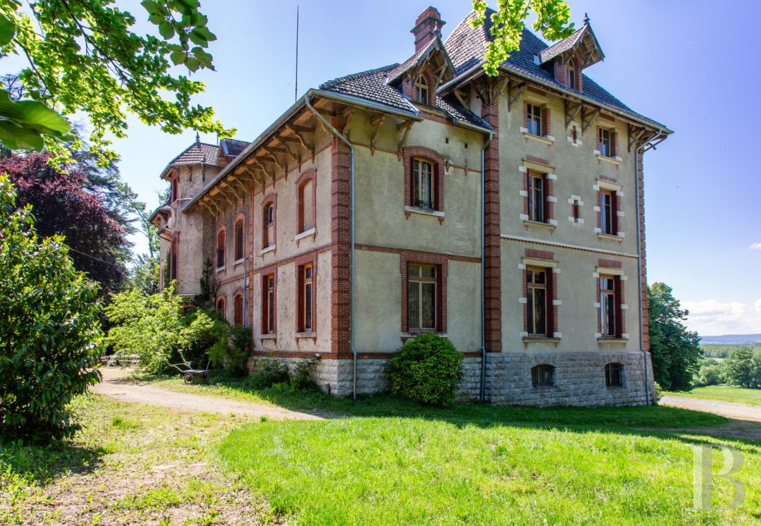 Château · Tournus
