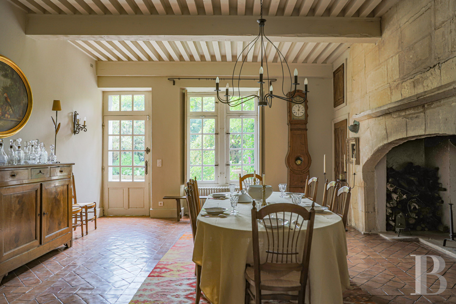 À Tarascon, dans les Bouches-du-Rhône, un mas du 15e siècle entouré d’oliveraies - photo  n°10