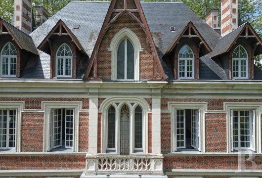 center-val-de-loire - A 19th-century, renovated manor house and wooded grounds in the south of the Sologne region 