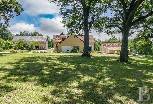 character properties France poitou charentes   - 12