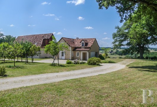 poitou-charentes - A property comprising a main residence, three renovated houses and an outbuilding  in a prominent position surrounded by 1.9 hectares of grounds in the Vienne department 