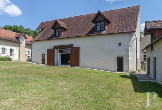character properties France poitou charentes   - 9