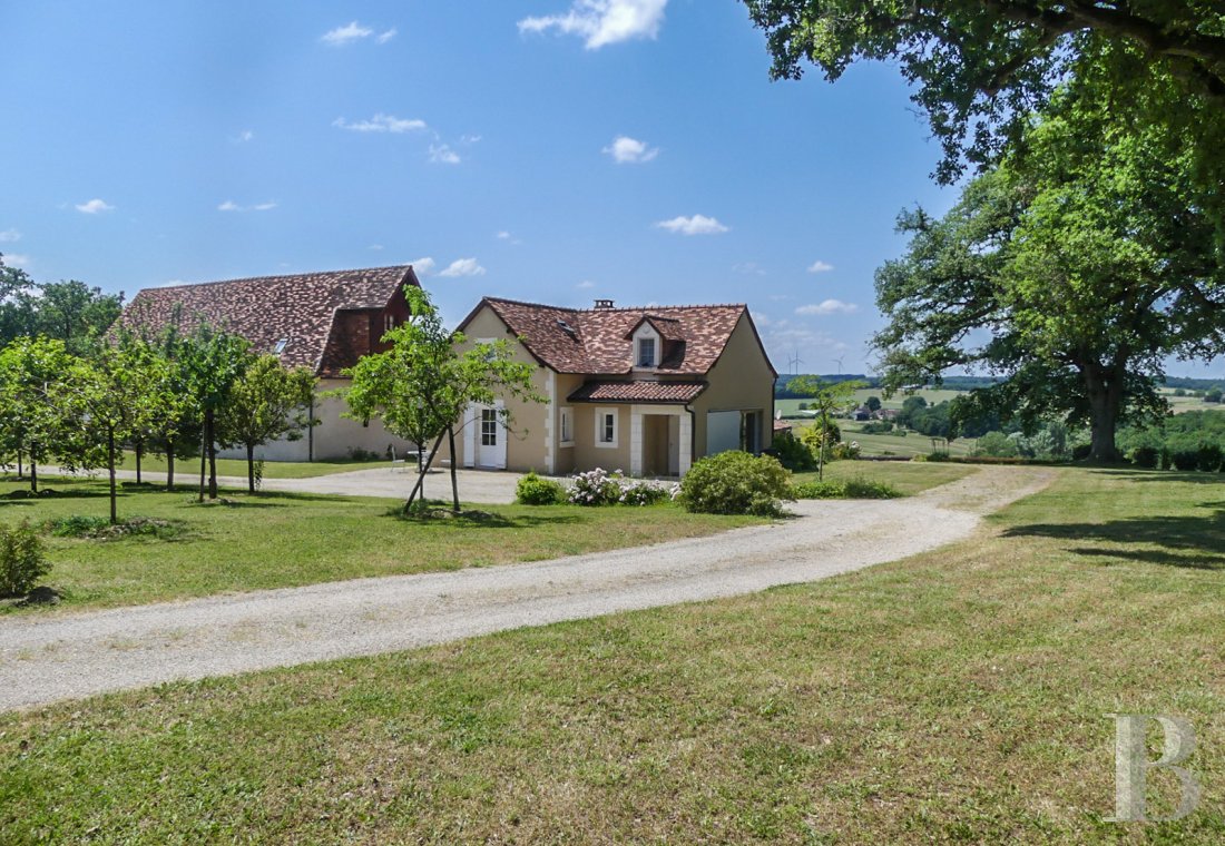 character properties France poitou charentes   - 1