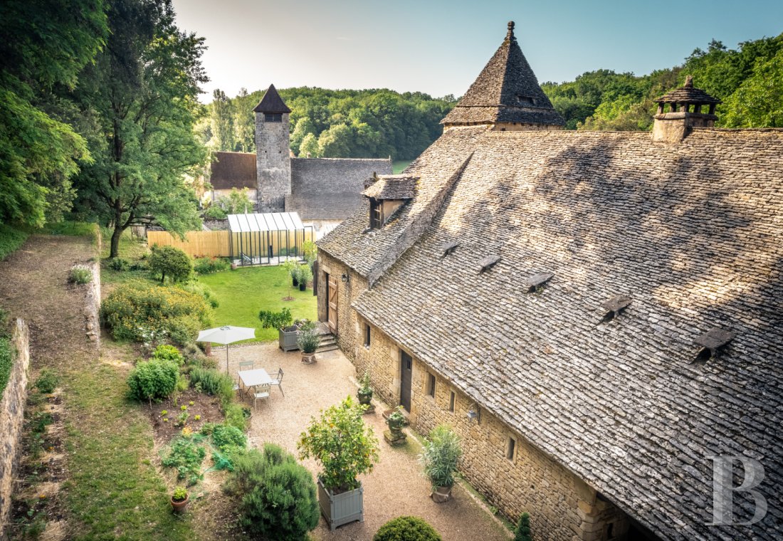 An independent flat in a 15th-century château in the Périgord Noir, north of Sarlat-la-Canéda  - photo  n°20