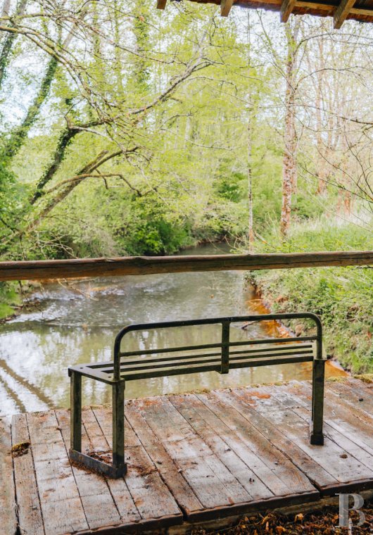 chateaux a vendre rhones alpes   - 26