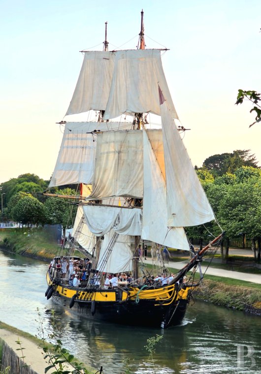 À Vannes, dans le Morbihan, une villa contemporaine au bord du canal - photo  n°41
