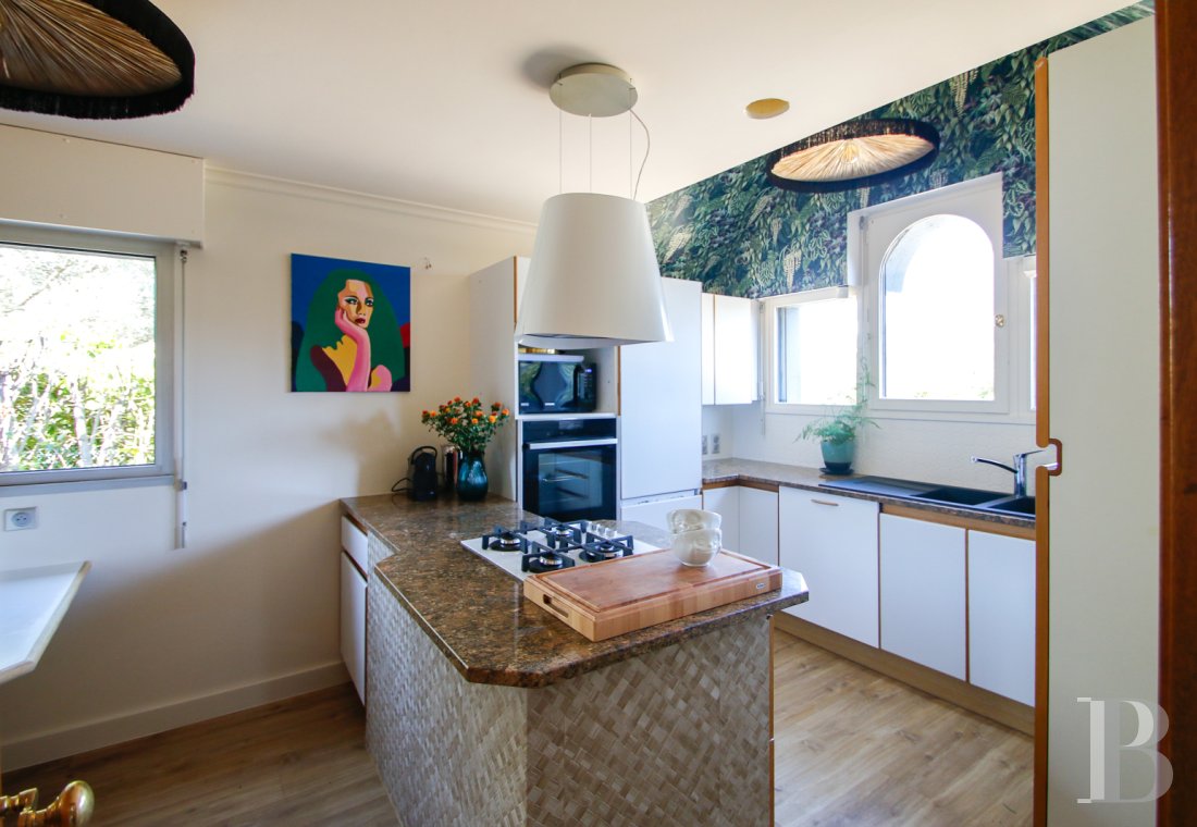 A contemporary villa next to the canal in Vannes, Morbihan - photo  n°19
