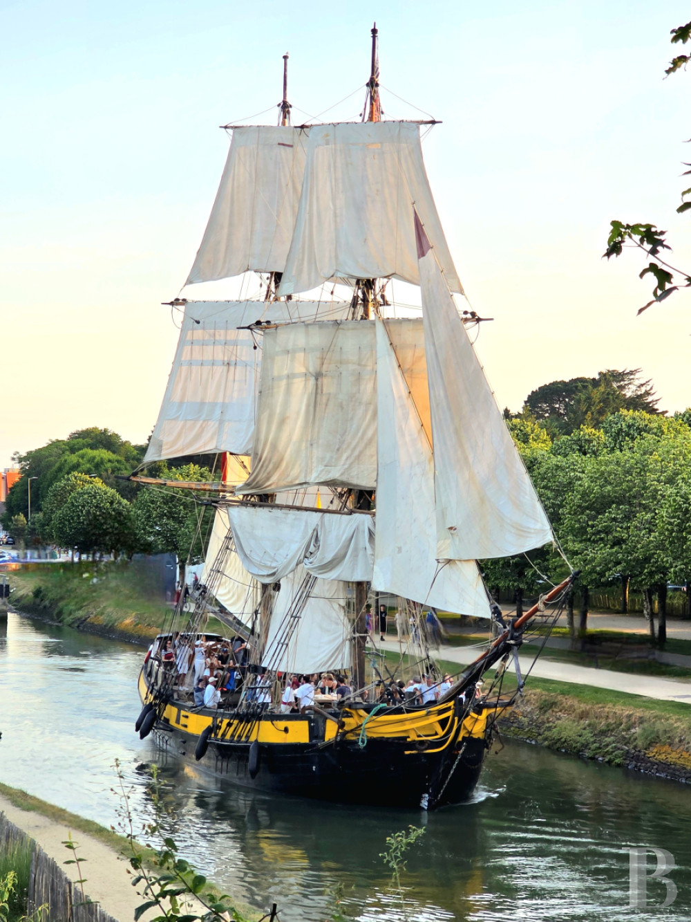 À Vannes, dans le Morbihan, une villa contemporaine au bord du canal - photo  n°41