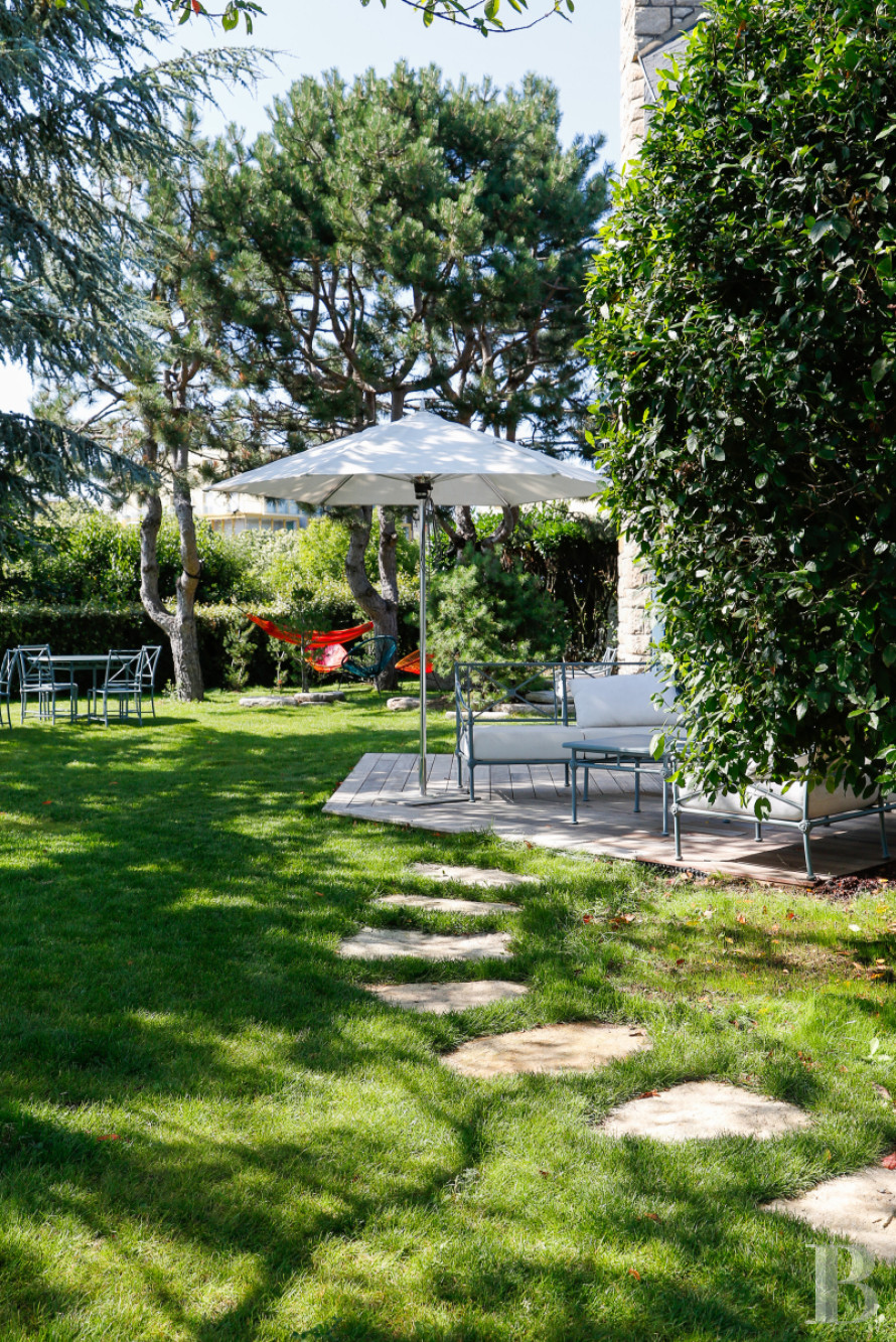 À Vannes, dans le Morbihan, une villa contemporaine au bord du canal - photo  n°2