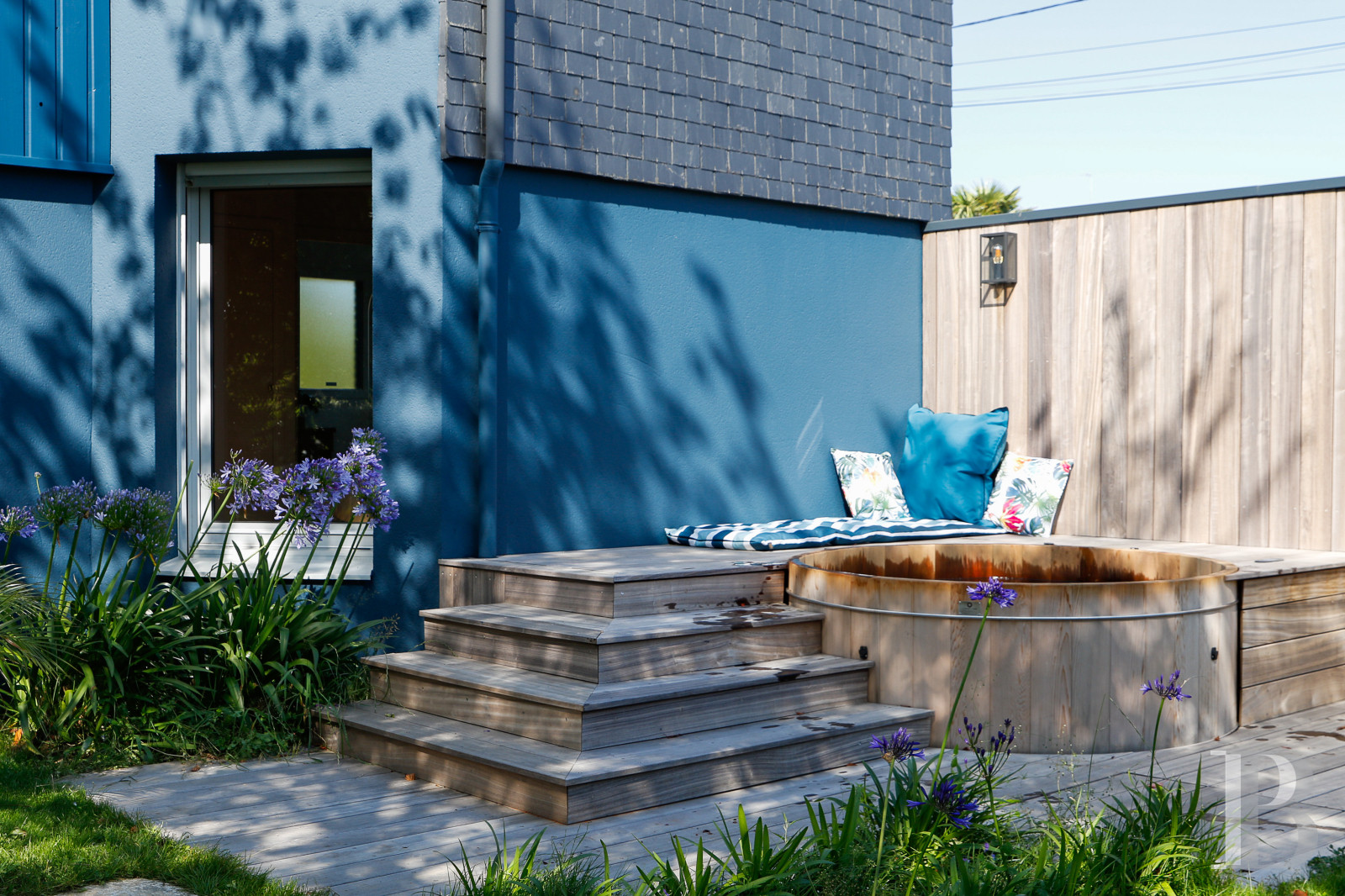 À Vannes, dans le Morbihan, une villa contemporaine au bord du canal - photo  n°35
