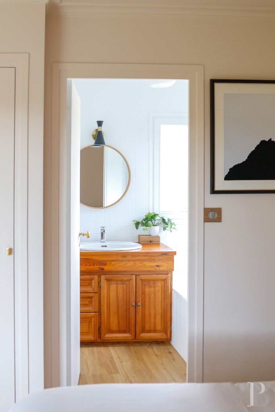 À Vannes, dans le Morbihan, une villa contemporaine au bord du canal - photo  n°25