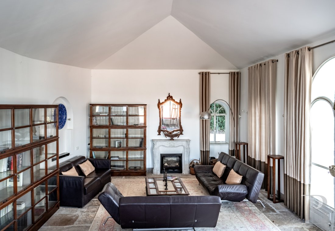 A proximité de Lisbonne, à l’entrée du parc naturel de Sintra-Cascais, une maison de village avec jardin, terrasses et patios - photo  n°9
