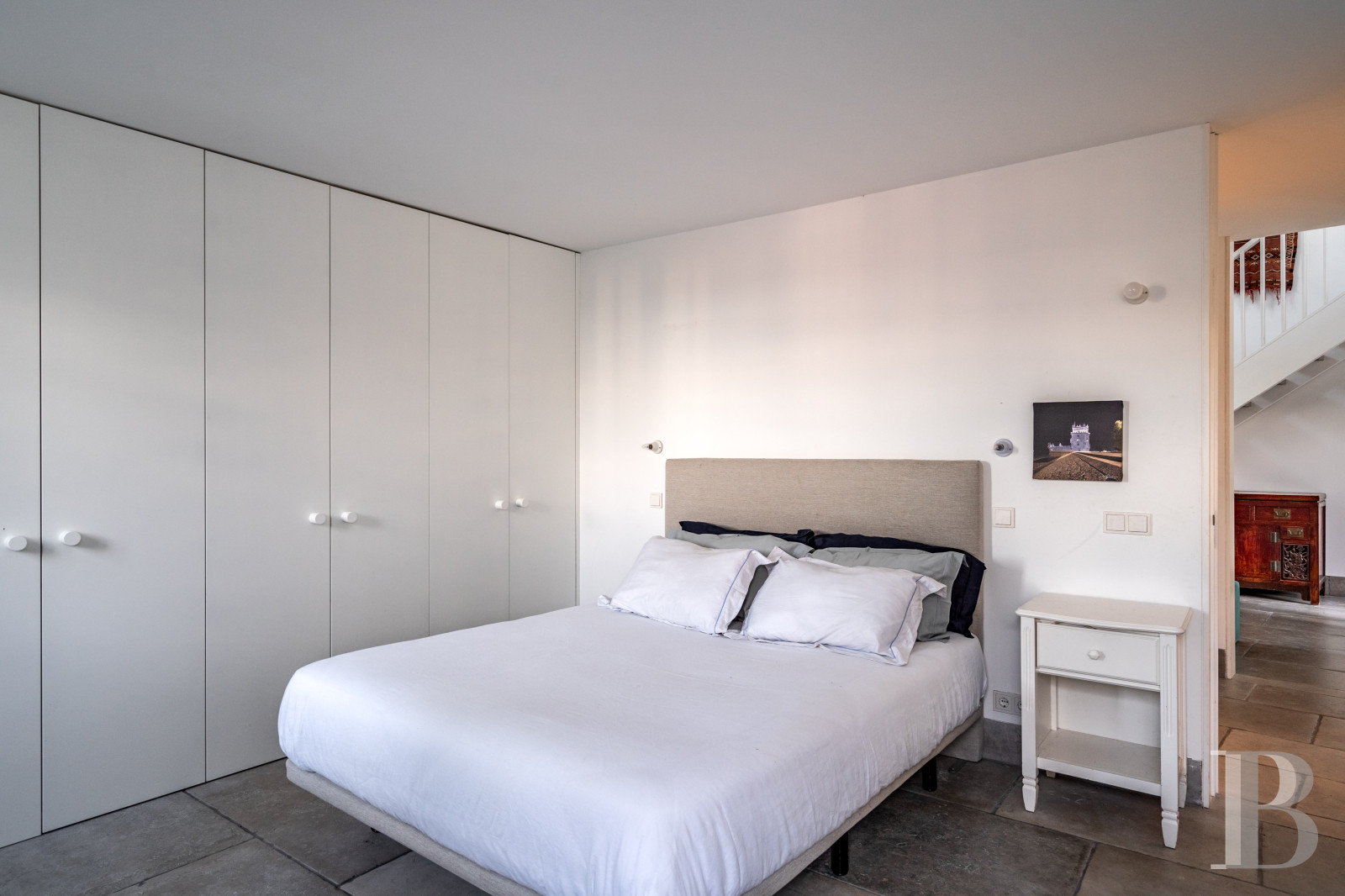 A proximité de Lisbonne, à l’entrée du parc naturel de Sintra-Cascais, une maison de village avec jardin, terrasses et patios - photo  n°16