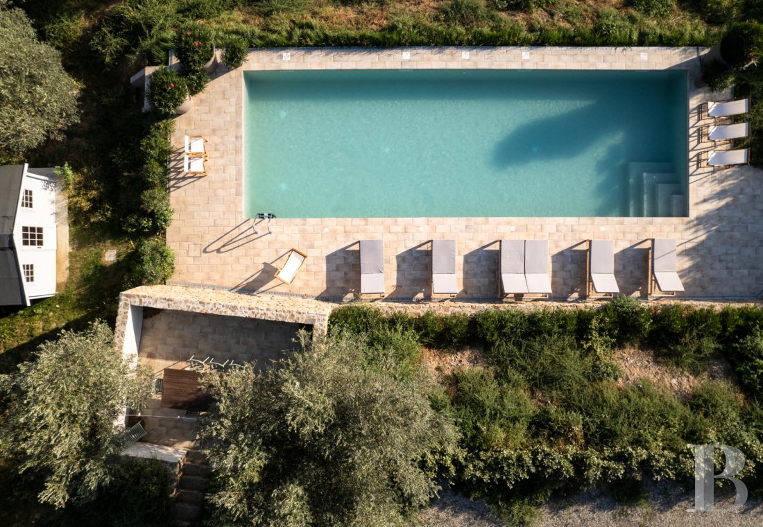 A 19th-century farmhouse surrounded by olive trees in Tuscany, north of Vinci, not far from Florence - photo  n°31
