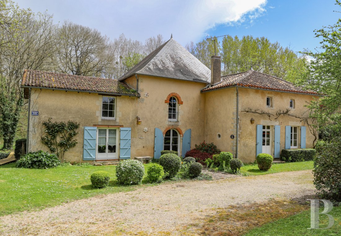 moulins a vendre poitou charentes   - 1