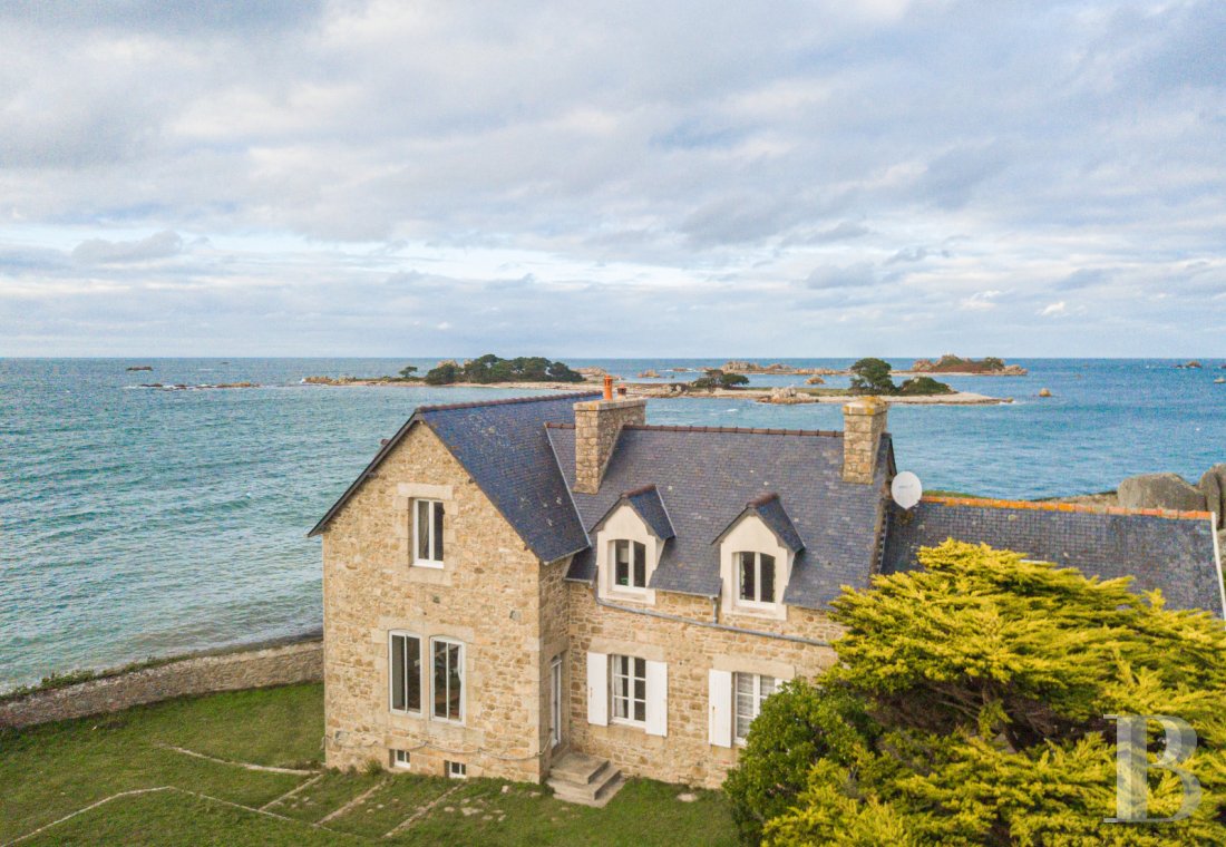 properties with sea view brittany   - 1