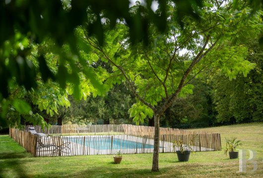 En Dordogne, à l’est de Bergerac, une chartreuse du 18e siècle et son orangerie - photo  n°3