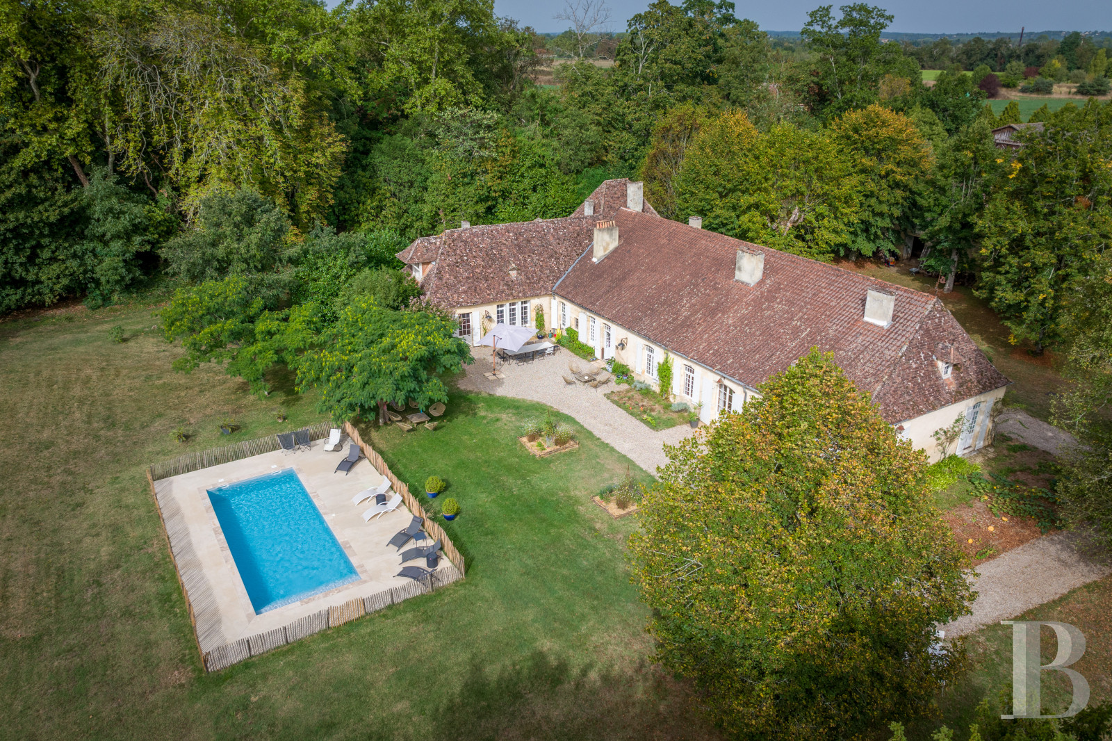 En Dordogne, à l’est de Bergerac, une chartreuse du 18e siècle et son orangerie - photo  n°5
