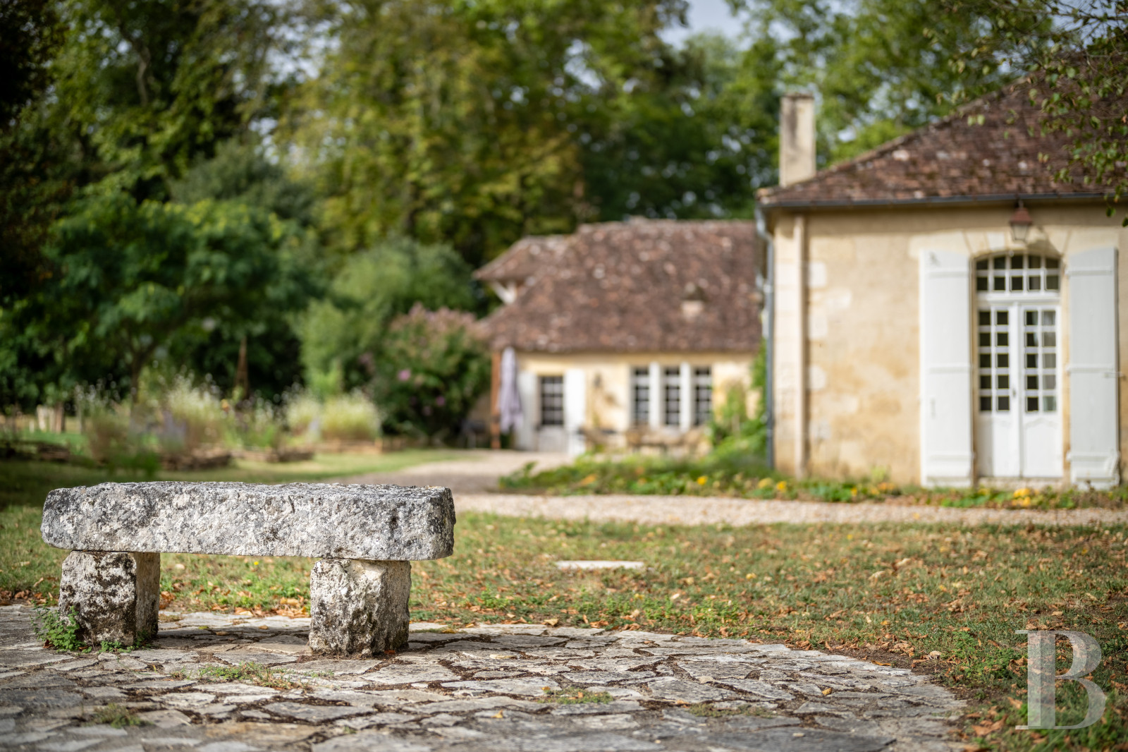 En Dordogne, à l’est de Bergerac, une chartreuse du 18e siècle et son orangerie - photo  n°9