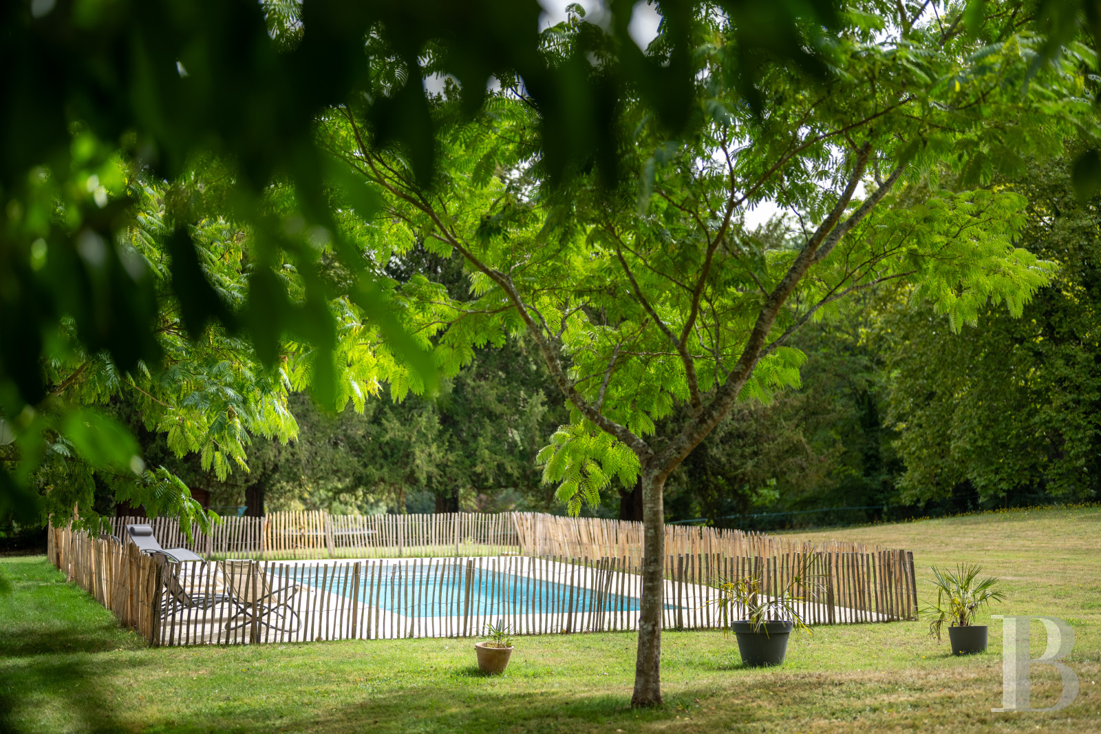 En Dordogne, à l’est de Bergerac, une chartreuse du 18e siècle et son orangerie - photo  n°3