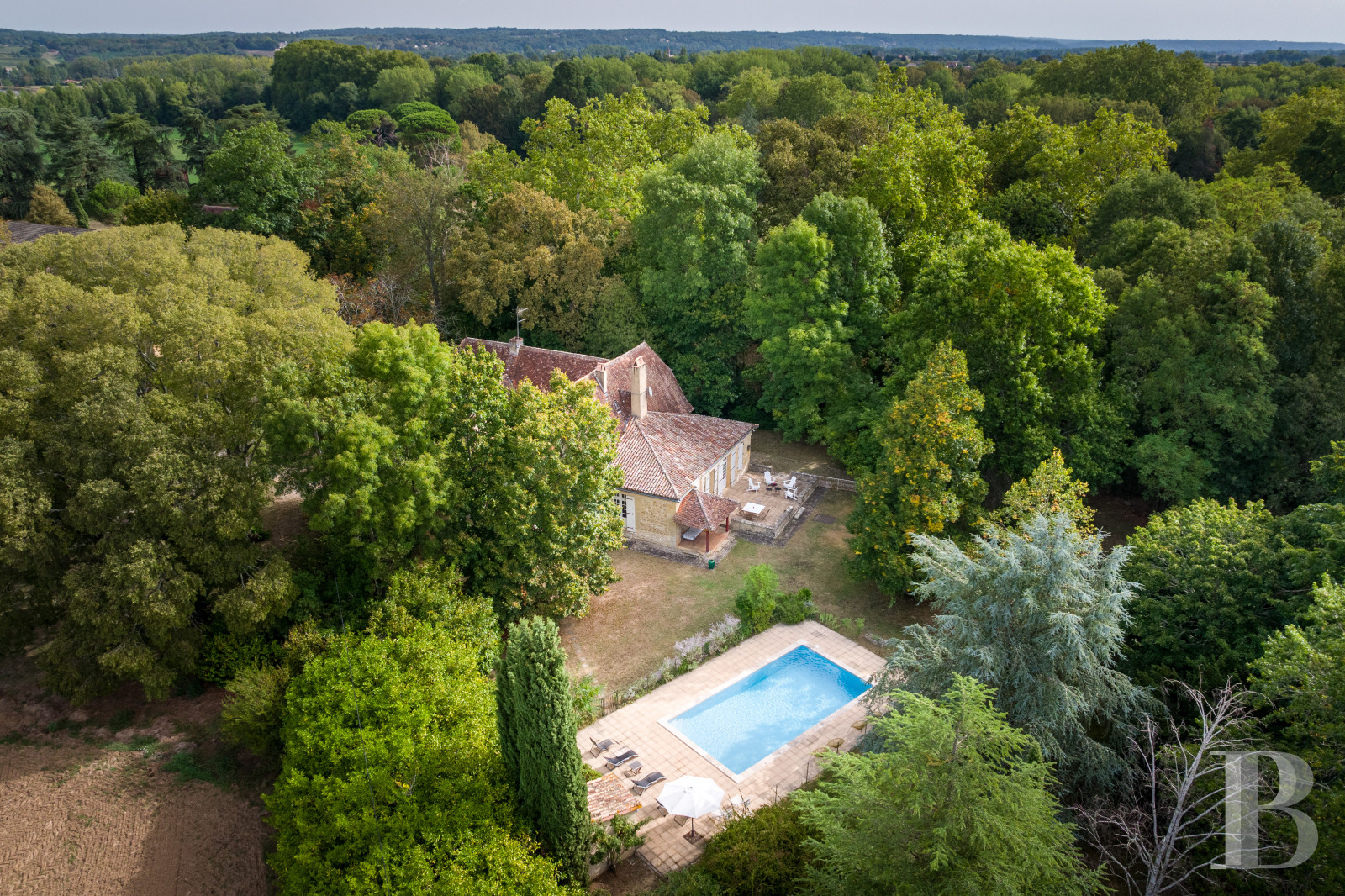 En Dordogne, à l’est de Bergerac, une chartreuse du 18e siècle et son orangerie - photo  n°46