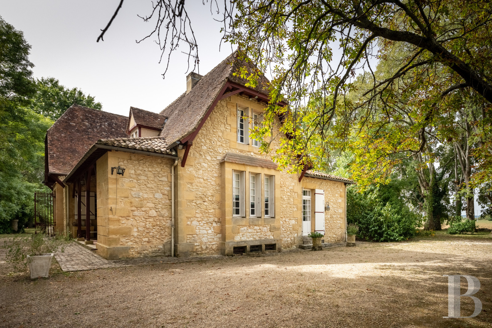 En Dordogne, à l’est de Bergerac, une chartreuse du 18e siècle et son orangerie - photo  n°26