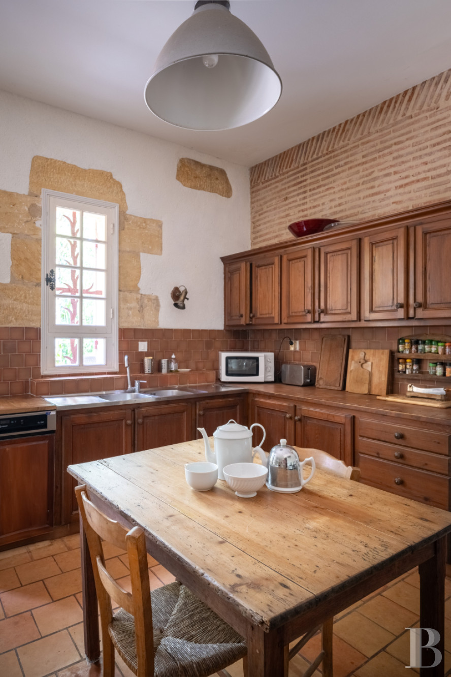 En Dordogne, à l’est de Bergerac, une chartreuse du 18e siècle et son orangerie - photo  n°36