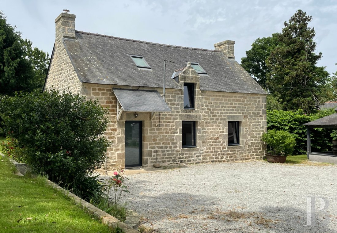 character properties France brittany   - 2