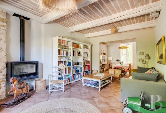 residences and character houses france provence cote dazur   - 7