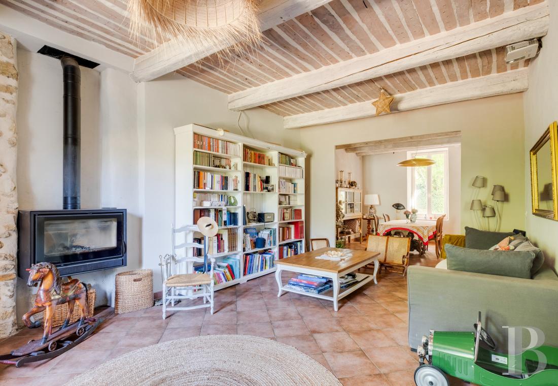 residences and character houses france provence cote dazur   - 7