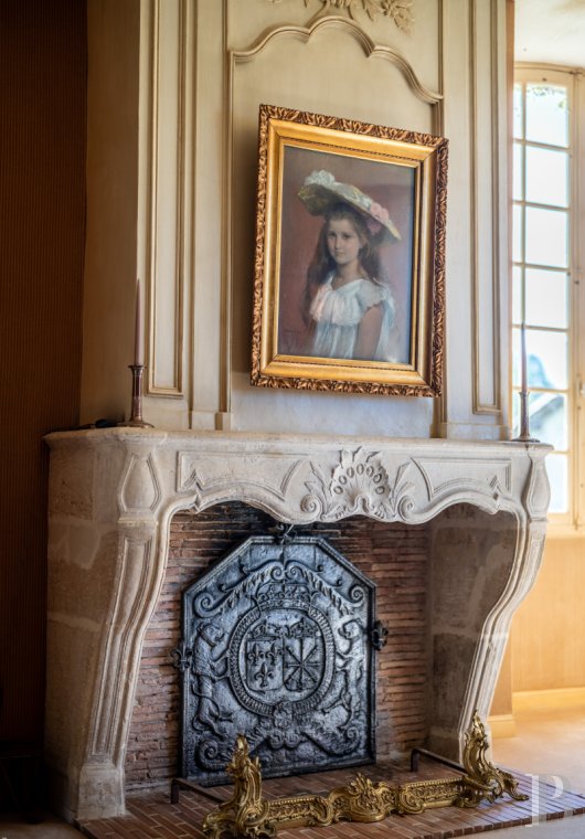 Au nord-est de la Gironde, en limite de la Dordogne, un château de famille du 11e siècle - photo  n°16