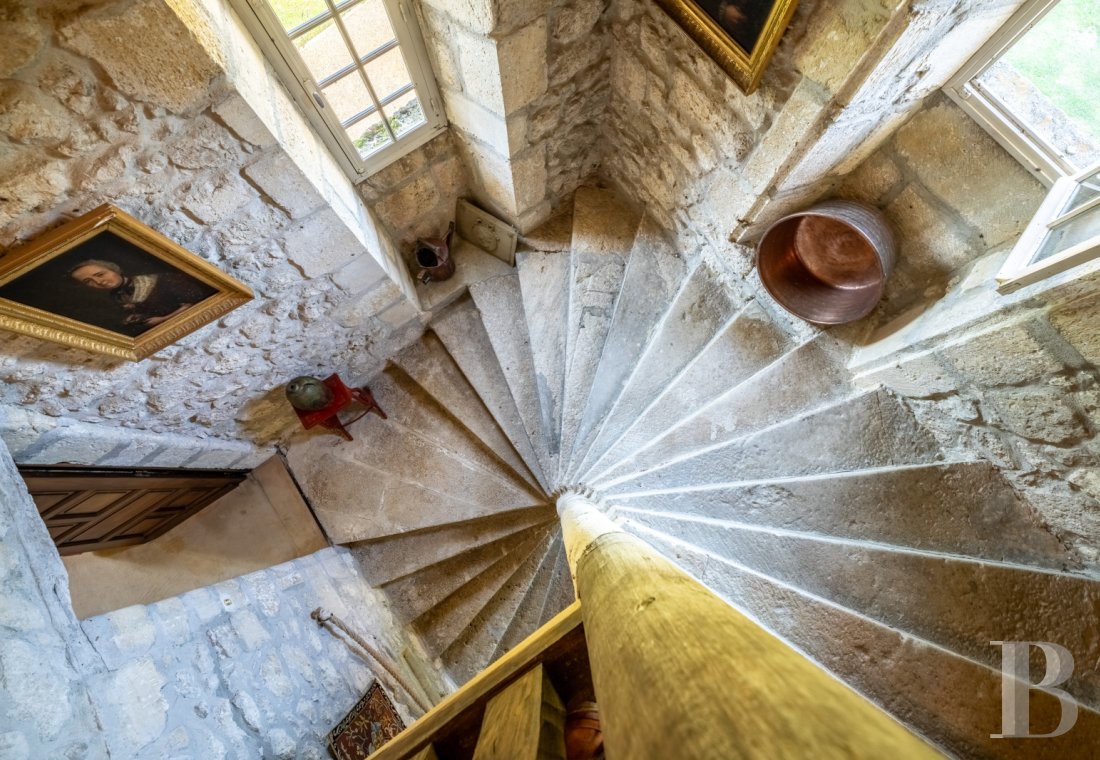 Au nord-est de la Gironde, en limite de la Dordogne, un château de famille du 11e siècle - photo  n°18