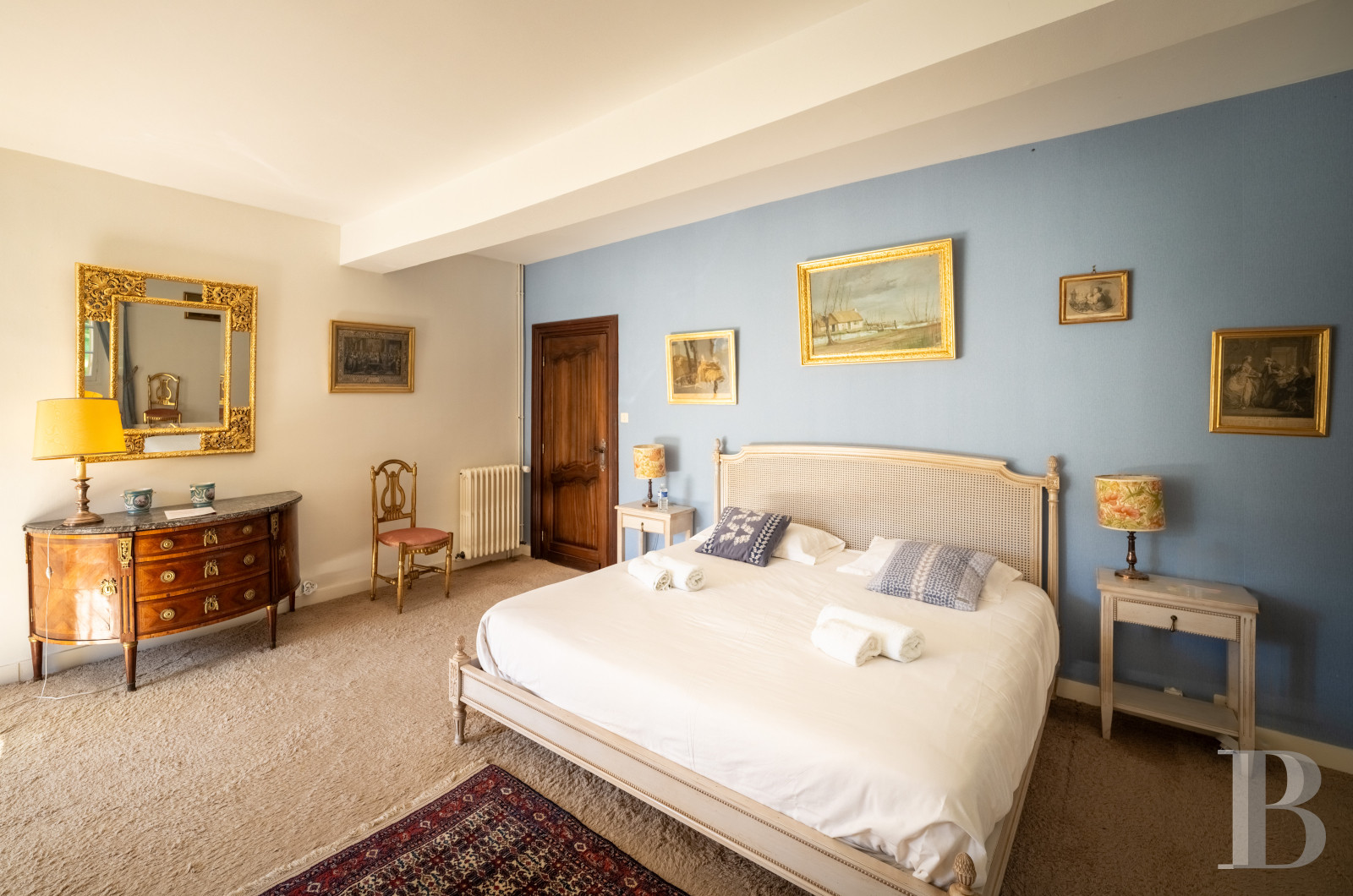 An 11th-century family château bordering the Dordogne in the north-east of Gironde - photo  n°21