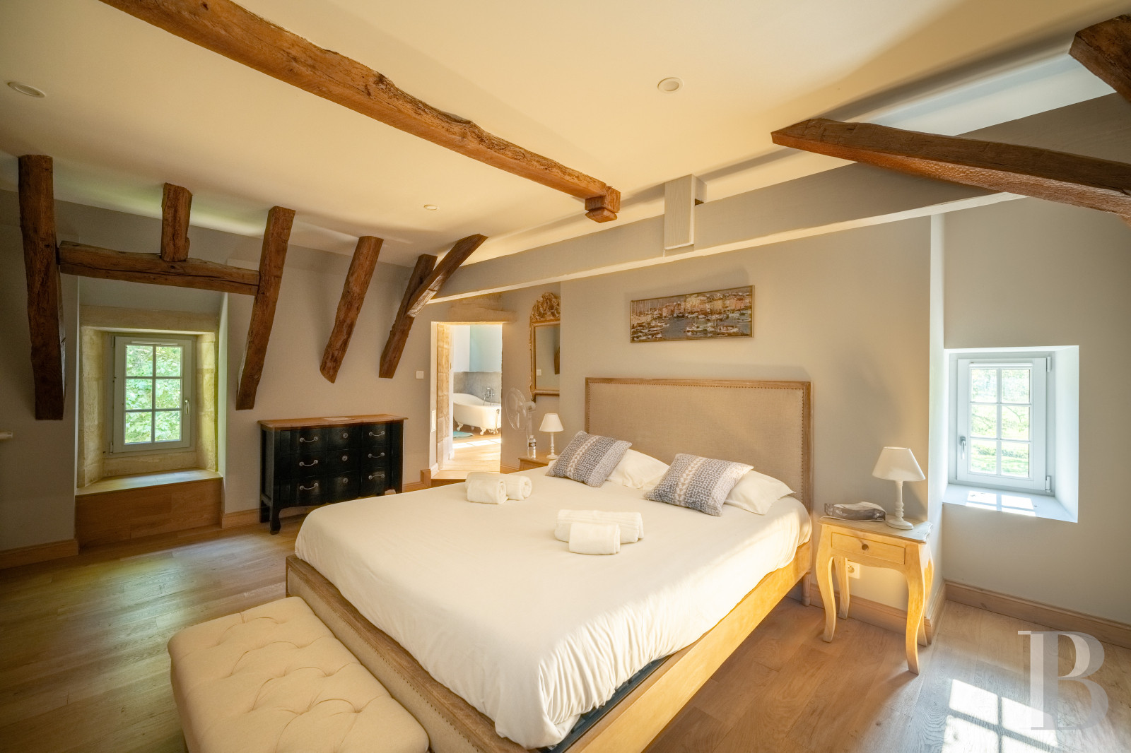 An 11th-century family château bordering the Dordogne in the north-east of Gironde - photo  n°25