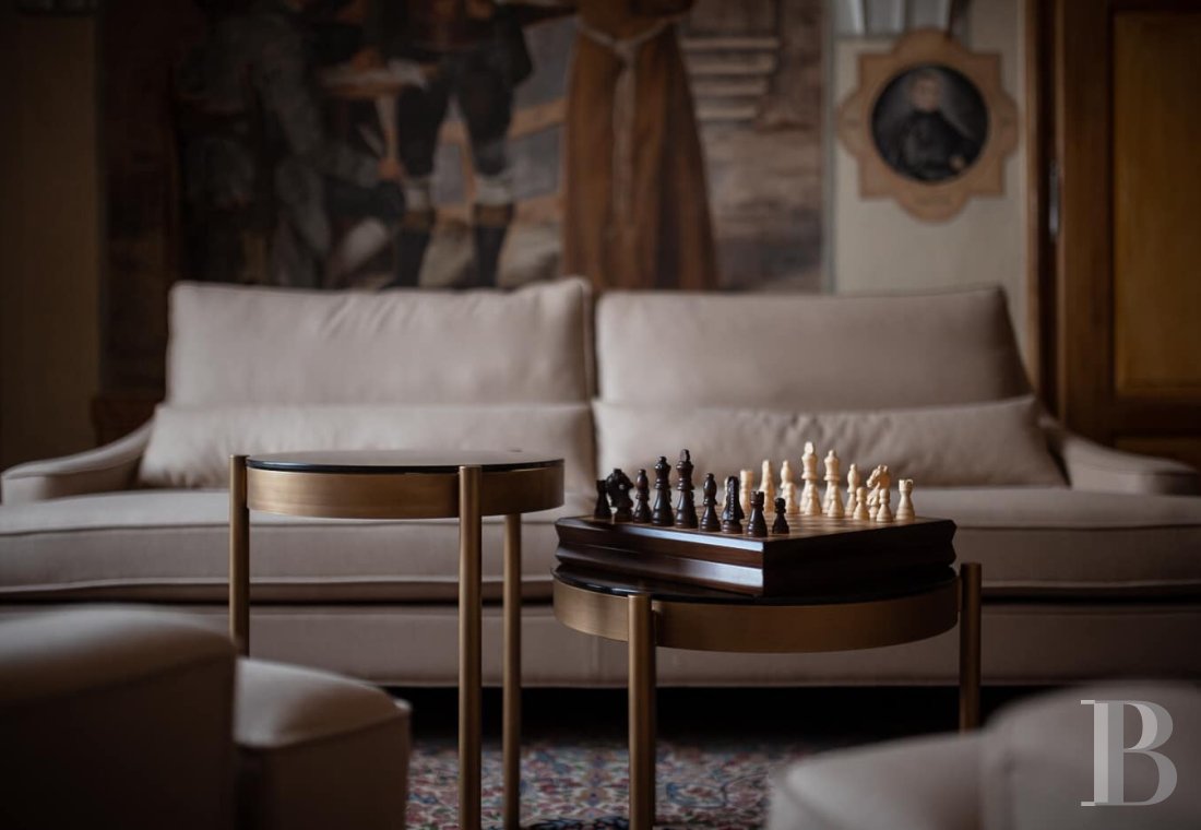 A centuries-old house transformed into a refined hotel in the Trentino-Alto Adige region in northern Italy  - photo  n°6